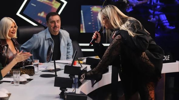 Zapalile scenu "Zvezda Granda": Magdalena podigla nogu na sto žirija i napravila haos