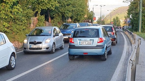 Stanje na putevima: Očekuje se intenzivniji saobraćaj prema istočnom dijelu Bosne i Hercegovine