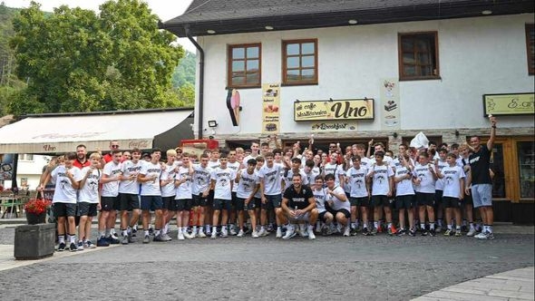 Učesnici kampa "Marko Panić" i reprezentacije BiH igraju za "Narodnu kuhinju" i "Vodopad ljubavi"