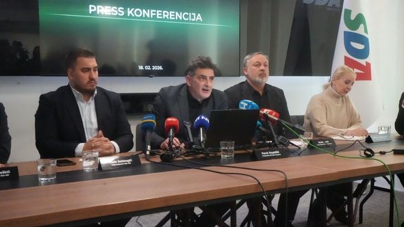 SDA KS: Trojka je sve pokušala svaliti na vozača, zbog ugovora s firmom bliskom Vojinu Mijatoviću morali se vozati stari tramvaji