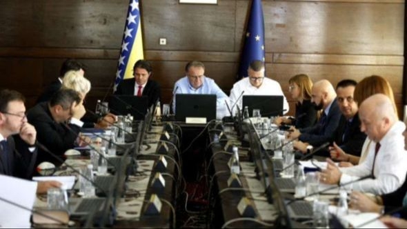 Avdić otkriva: Vlada FBiH još nije odredila koga će "založiti"