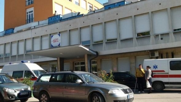 Ugrožen život mladiću koji je pretučen u Tuzli: Priključen na respirator