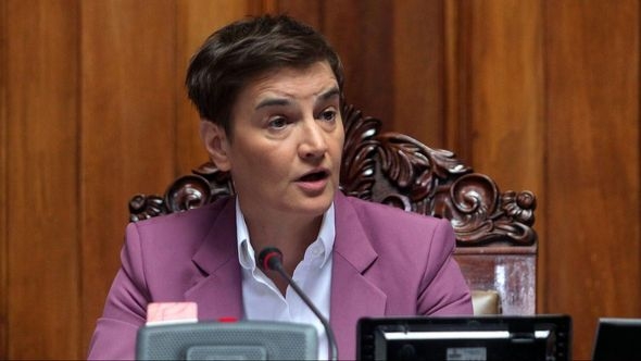 Brnabić: Nećete da čistimo oko dalekovoda, blokaderi ne daju da se grade trafostanice, i opet je država kriva