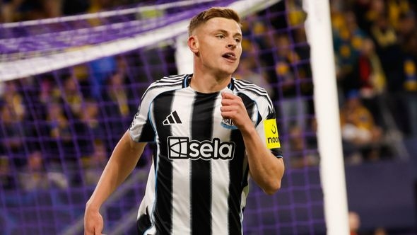 Njukaslu dva gola dovoljna za trijumf nad Atletikom