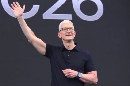 Posljednji govor Tima Kuka: Apple predstavio Siri AI i revoluciju u operativnim sistemima