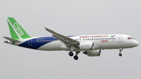 Kineski putnički avion prvi put leti u inostranstvo: Izazivaju konkurenciju