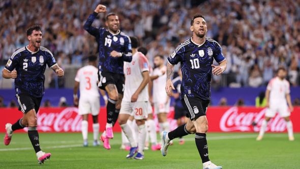 Argentina tri od tri, luda zavšnica utakmice Austrija -Alžir, obje reprezentacije u nokaut fazi