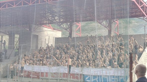 Navijači Zrinjskog: "J***m te Bosno, Hrvatska moja domovina"