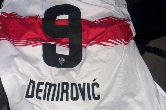 Dres Ermedina Demirovića završio kod majke drugog reprezentativca BiH