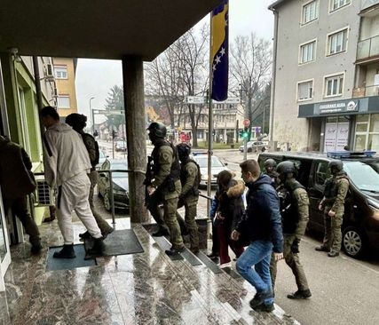 Tri osobe uhapšene zbog razbojništva na štetu kurirske službe u Bihaću