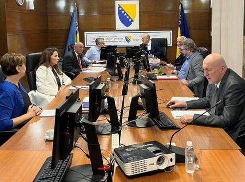 Odbijen prigovor protiv SNSD-a: CIK kaznio SDP zbog preuranjene izborne kampanje
