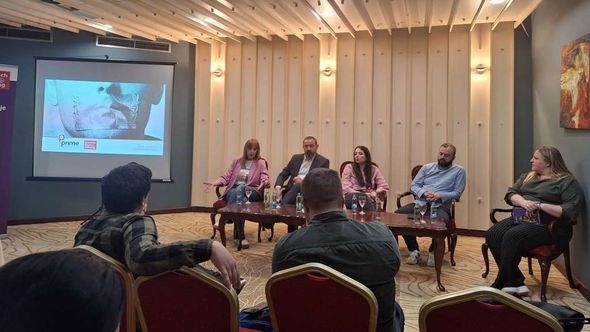 Građani u RS najviše vjeruju vjerskim zajednicama, a u FBiH medijima