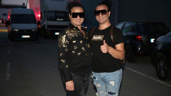 Poznati blizanci postali žene, a brat ih je prvi nahvatao: "Bilo je užasno, u sobi sam nalazio sve i svašta"