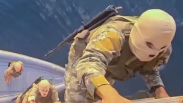 Video / BBC tvrdi: Upad iranskih specijalaca na brod u Hormuškom moreuzu je insceniran