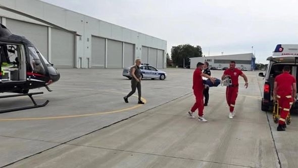 Helikopterski servis RS-a prebacio tek rođenu bebu i njenu majku iz Sarajeva u Beograd