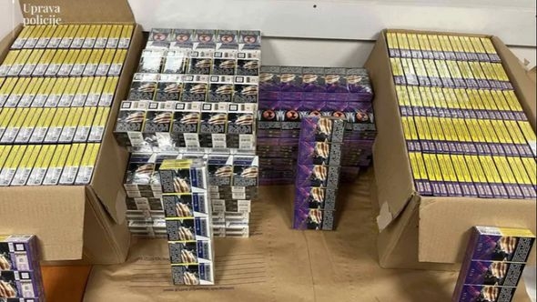 Muškarac bježao kroz šumu nakon što je odbacio 149 boksova cigareta: Uhapšen kod Rožaja