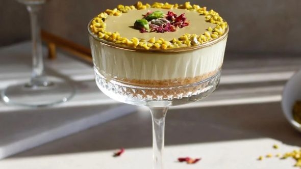 Obradujte svoje najmilije ovim desertom: Cheesecake od pistacija u čaši