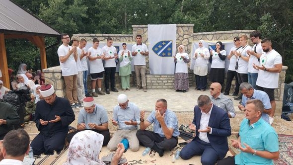 Sjećanje na ubijene: U Knezovima i Sulićima podignuto spomen-obilježje
