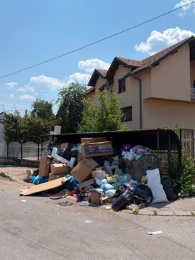 Ovo nije slika grada: Sarajevo guši otpad