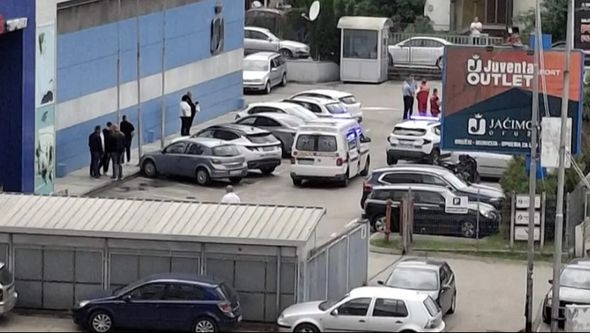 Ubijen mladić u Banjoj Luci: Ispaljeno 25 metaka iz vozila 