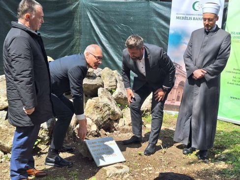 Sahat-kula vraća se u Banju Luku nakon više od tri decenije: Položen kamen temeljac