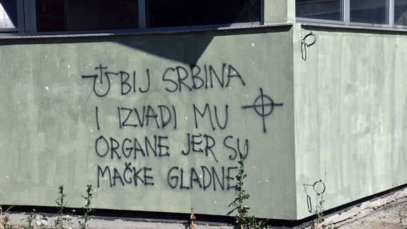 Sramotan grafit osvanuo u Slavonskom Brodu: "Ubij Srbina i izvadi mu organe, jer su mačke gladne"