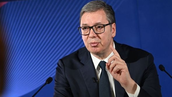 Srbijanski tabloidi: Vučić tražio da ne bude zvaničnog dočeka ni ispraćaja tokom posjete Tivtu
