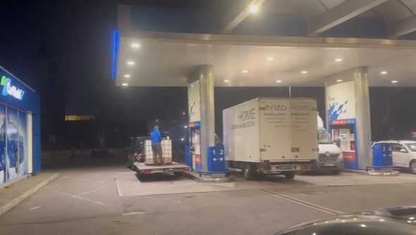 Čovjek u galon sipao gorivo: Strah od poskupljenja?