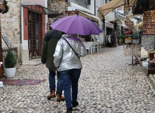 Šta zapravo znači 30 posto šanse za kišu: Većina ljudi pogrešno tumači vremensku prognozu