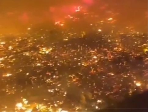 Video / Veliki požar progutao 1.000 kuća u plutajućem selu