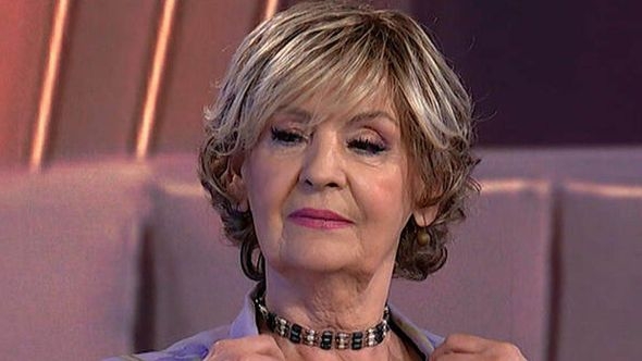 Lepa Lukić izazvala brojne emocije kod publike