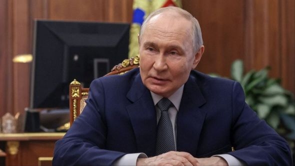 Putin: Umjetna inteligencija traži ogromna ulaganja, ali Rusija ima kapacitete za razvoj suverenih AI sistema

