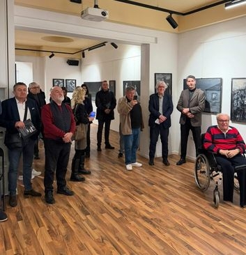 U Zagrebu otvorena izložba "Sevdisanje slikom", mostarskog akademskog slikara Nebojše Dimovskog