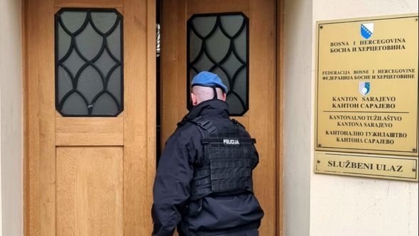 Muškarac optužen zbog spolnog odnosa s  djevojčicom (12), odvukao je u šumu 