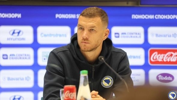 Džeko uživa veliko poštovanje u Beogradu: Dobio novu simpatičnu poruku uz baklavu