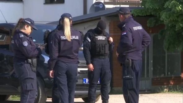 Uhapšeno više osoba u vezi sa slučajem "ubačeni snajperisti": Akcija MUP-a Srbije i BIA-e na teritoriji BiH?