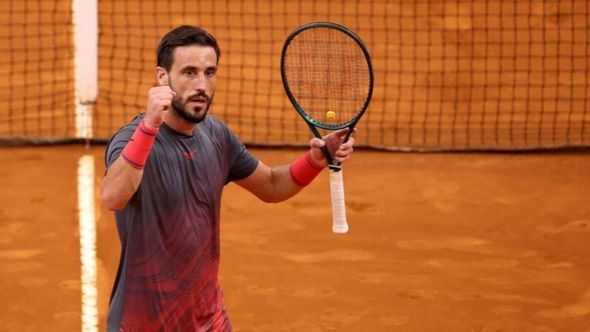 Damir Džumhur se plasirao u polufinale ATP turnira u Bukureštu