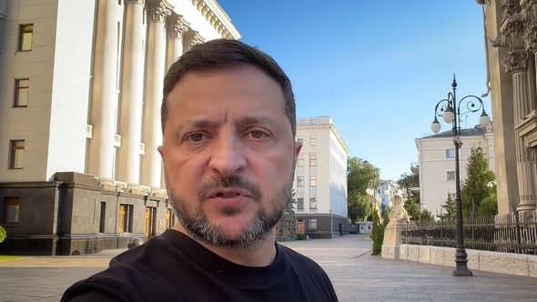 Zelenski pravi veliki rez: Smjenjuje premijerku, pada cijela ukrajinska vlada