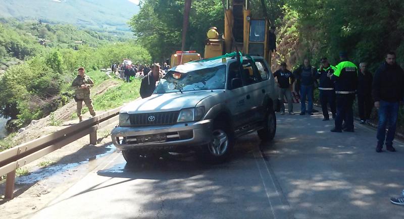 Iz Vrbasa izvučena dva vozila koja su pod nepozatim okolnostima sletjela u rijeku