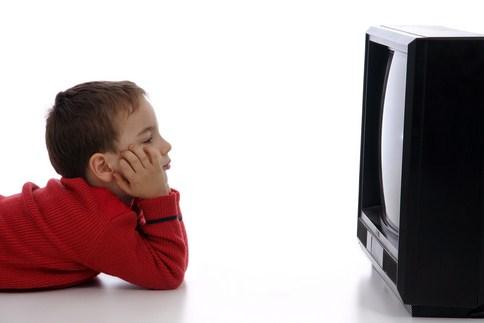 Istraživanje: Djeci koja imaju TV u svojoj sobi prijeti opasnost od pretilosti