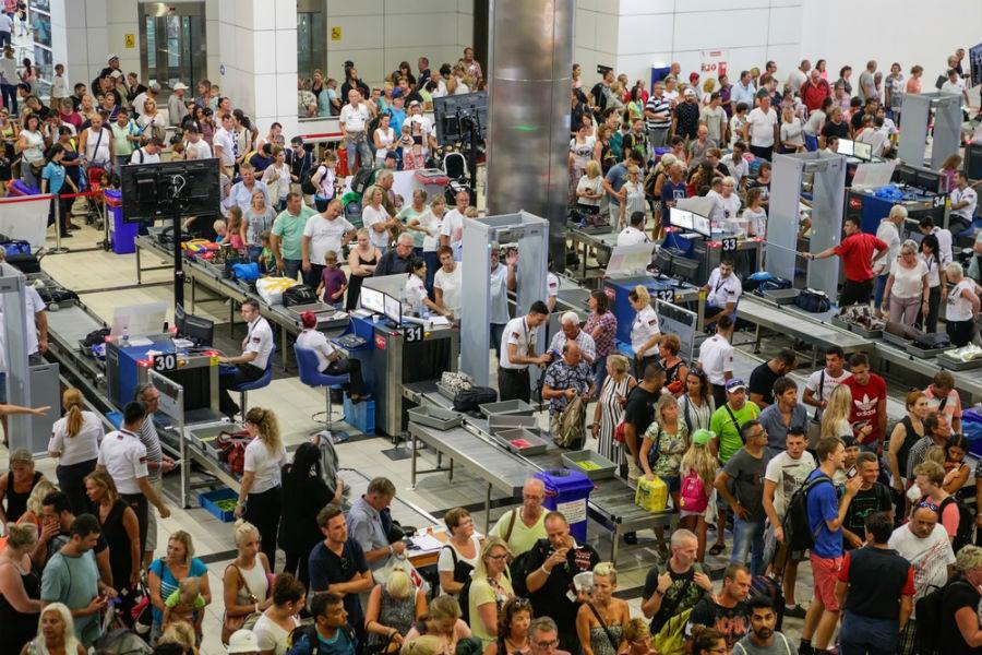 Ogromne gužve na aerodromu u Barceloni zbog štrajka obezbjeđenja