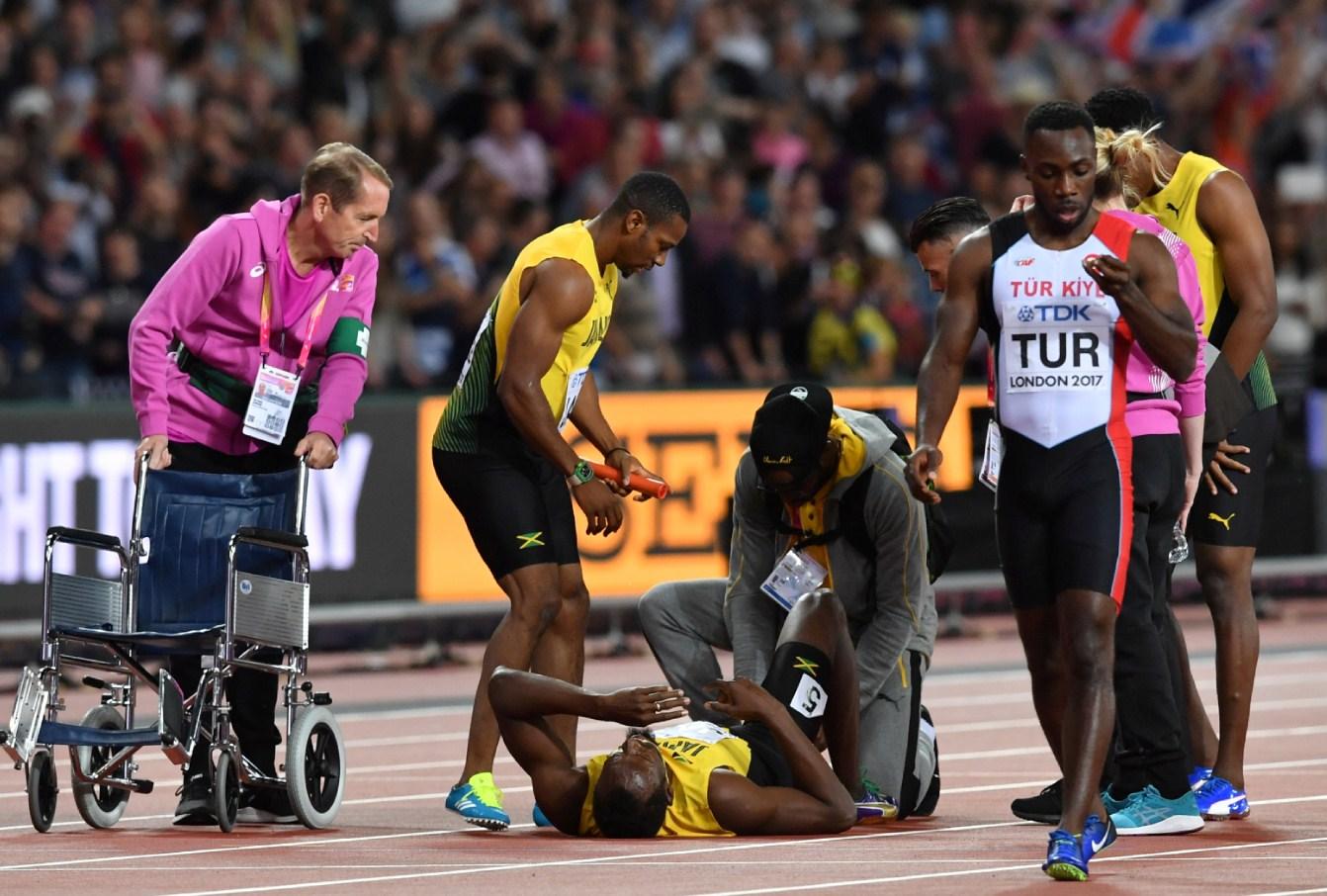 Tužan kraj šampiona: Bolt se povrijedio u posljednjoj utrci u karijeri