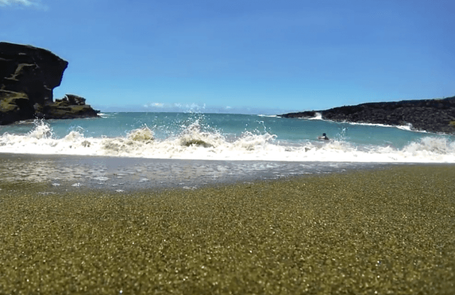 Prirodno, lijepo i jedinstveno: Samo četiri plaže u svijetu prekriva zeleni pijesak