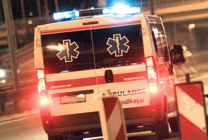 Tragedija na jugu Srbije: Pacijent ispao iz vozila Hitne pomoći i poginuo