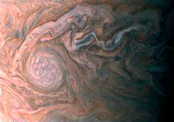 Jupiter na novim fotografijama podsjeća na Van Gogove slike