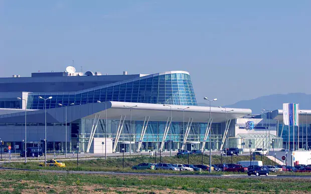 Zbog prijetnje bombom evakuiran aerodrom u Sofiji