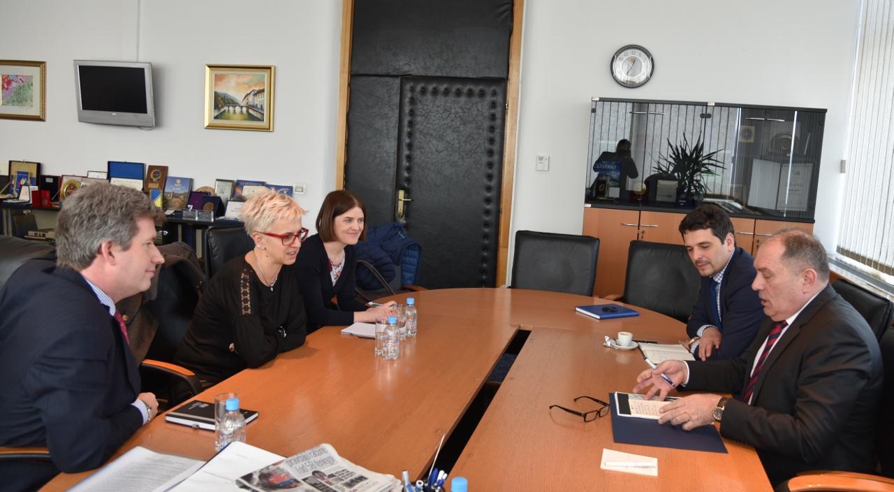 Ambasador Ferguson i ministar Mektić razgovarali o sigurnosnoj situaciji u BiH
