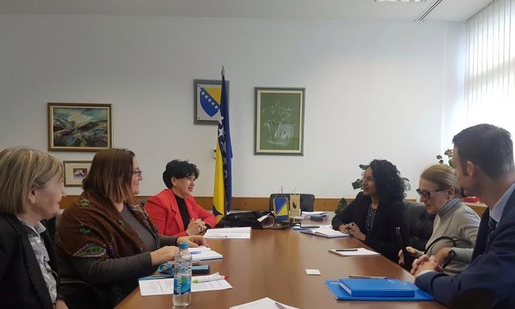 Borovac-Narajan: Koordinirati aktivnosti na planu zaštite prava djece