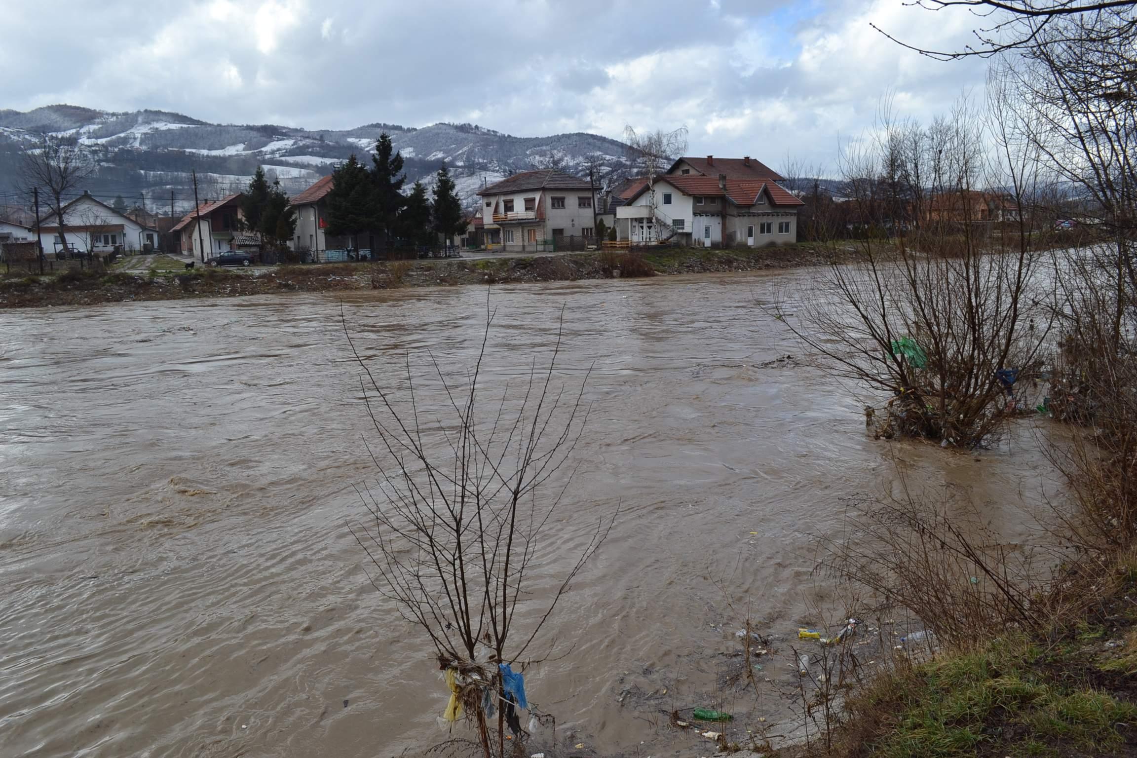 Došlo do porasta vodostaja Bosne, Ribnice, Trstionice i Zgošće