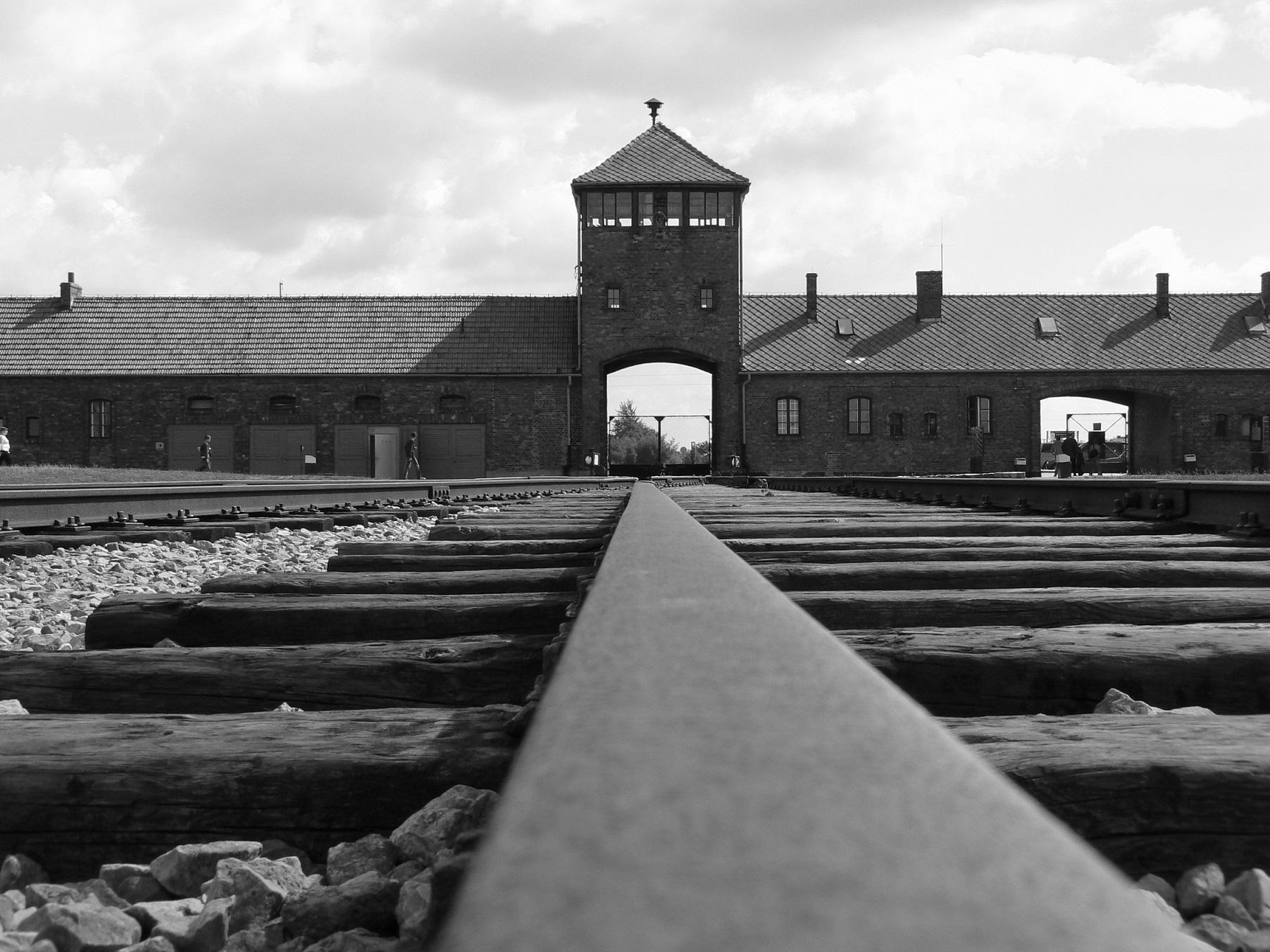 Jevreji nezadovoljni zakonom o holokaustu u Poljskoj